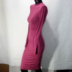 246 NWT Popular 21 Miren Long Curve Fitted dress